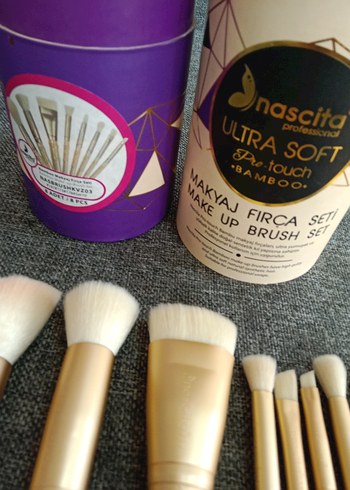 Diğer Bambu Saplı Ultra Yumuşak Makyaj Fırça Seti