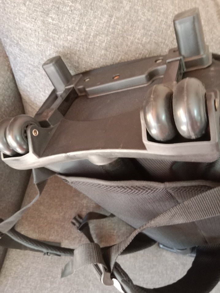 yeni Gri Tokalı Erkek Sırt Çantası - Görsel 4