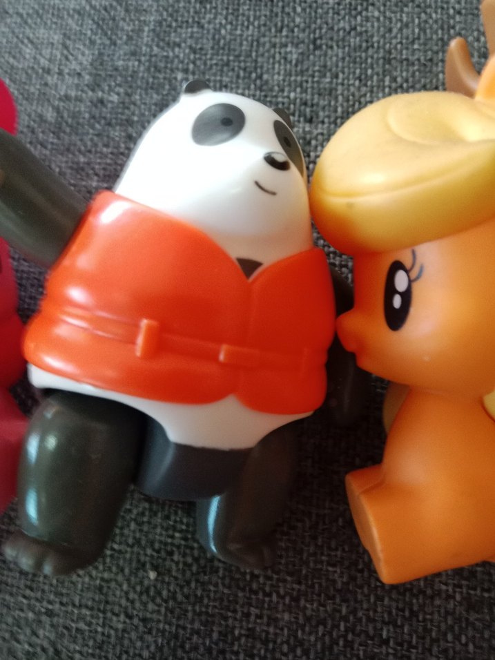 Renkli Çoklu Aksiyon Figürleri Seti 4 lü - Görsel 4