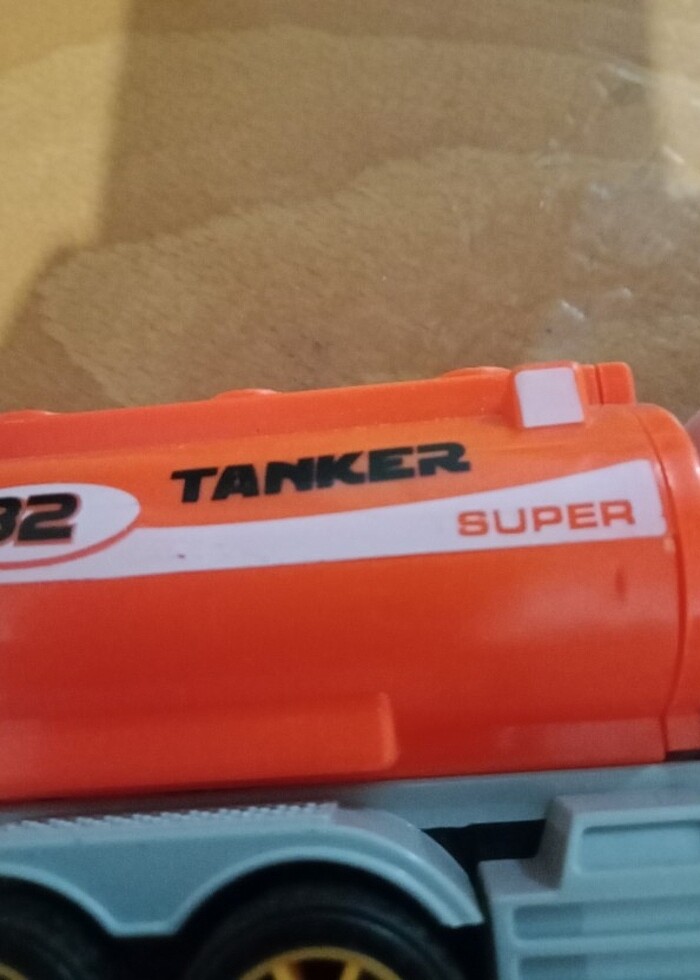 Tanker oyuncak yeni araba  - Görsel 2