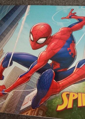 Kırmızı Renkli Spider-Man Aksiyon Figürü