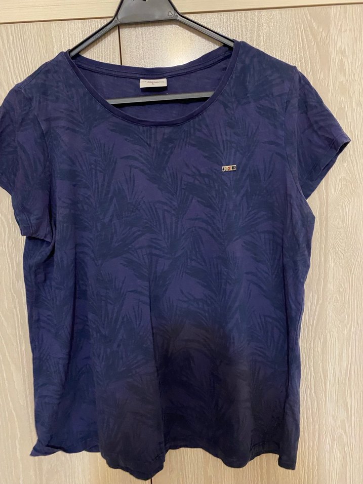 US POLO ASSN Lacivert Baskılı Kadın Tişört - Görsel 2