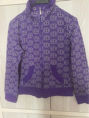 38 Beden Street one sweatshirt