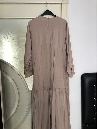 40 Beden ten rengi Renk Lcw modest elbise