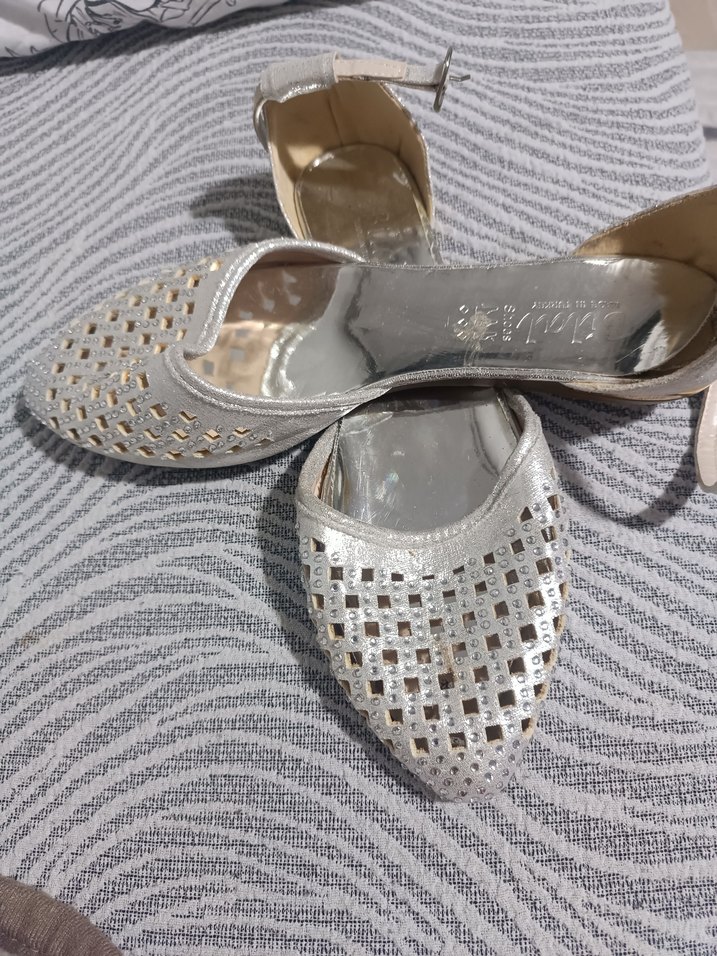 Gri Kroko Desenli Tokalı Kadın Topuklu Ayakkabı - Görsel 3