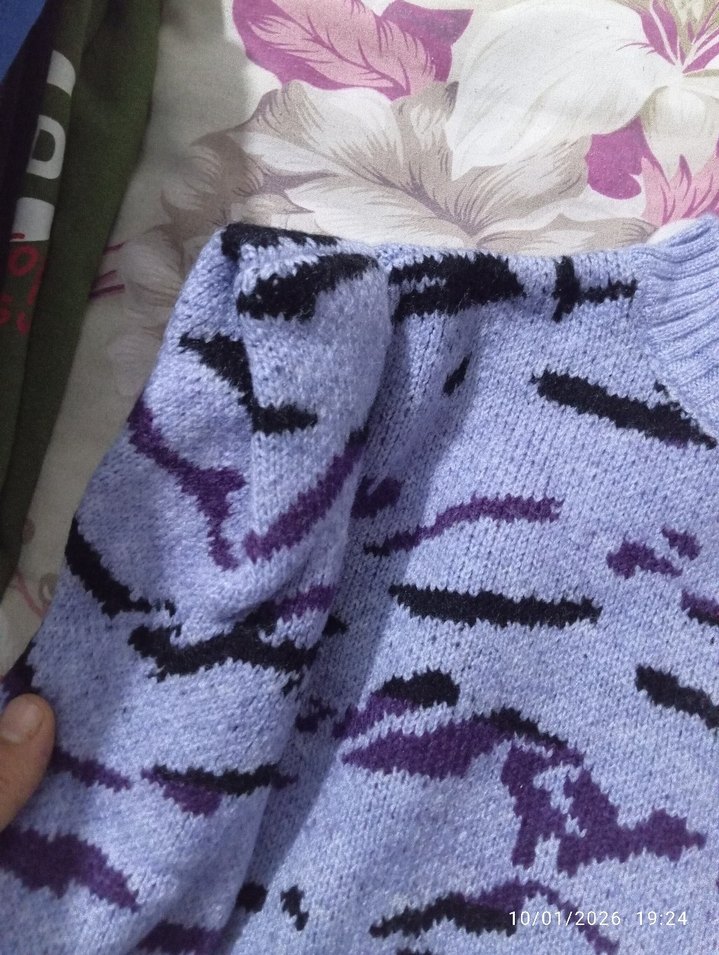 Mor Desenli Örgü Kadın Kazak - Görsel 3