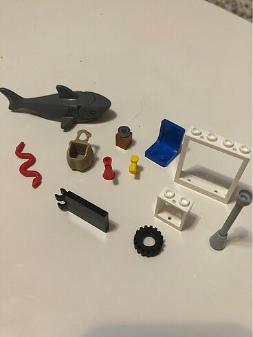 Lego köpek balığı