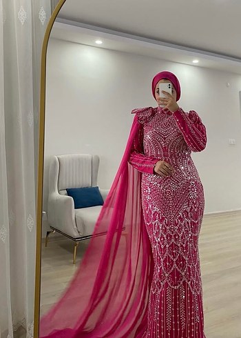 Pembe Parlak Uzun Abiye Elbise