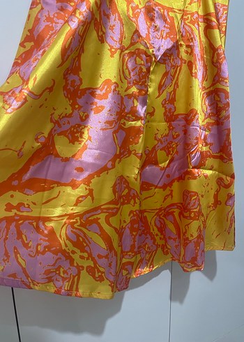 Sırt Dekolteli Elbise - Görsel 5