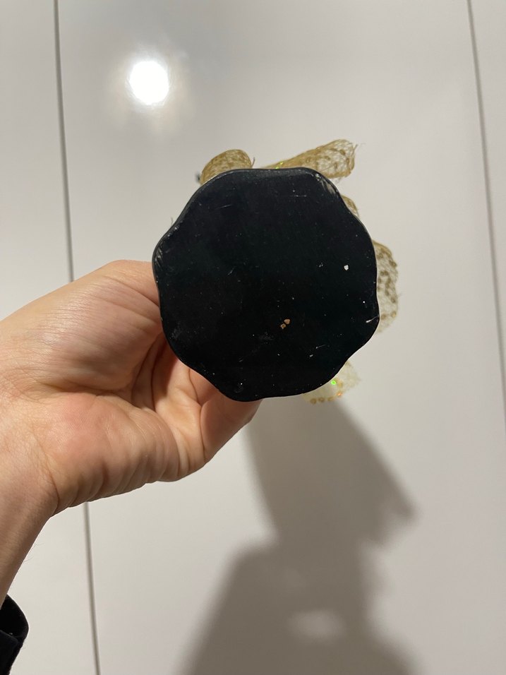 Altın Renkli Parlak Elbise Figürin - Görsel 5