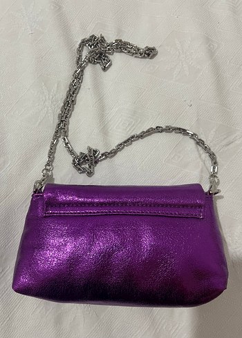 Parlak Mor Deri Zincir Detaylı Çanta - Görsel 3