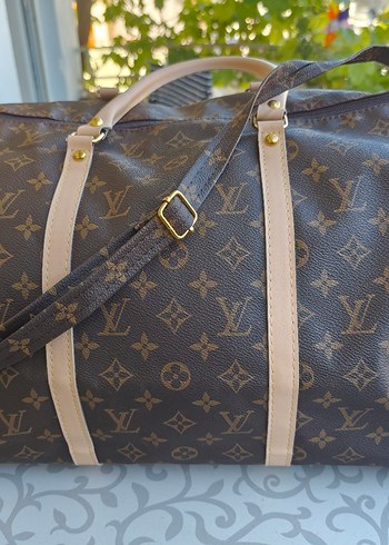 Louis Vuitton Seyahat Çantası