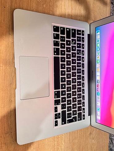 Beden Apple MacBook Air 2017 - 8GB RAM, 128GB SSD, Sorunsuz Çalışan