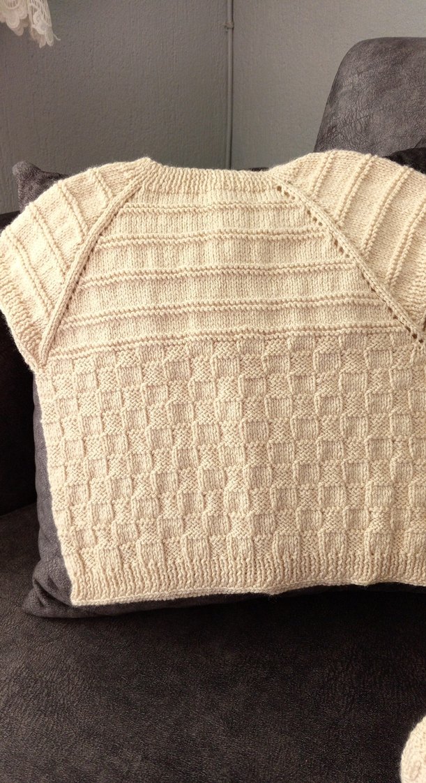 Kız Çocuk Bej Kısa Kollu Örgü Hırka - Görsel 3