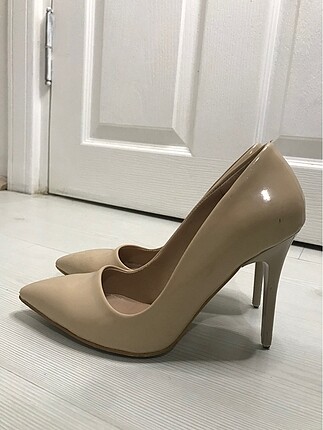 Stiletto?