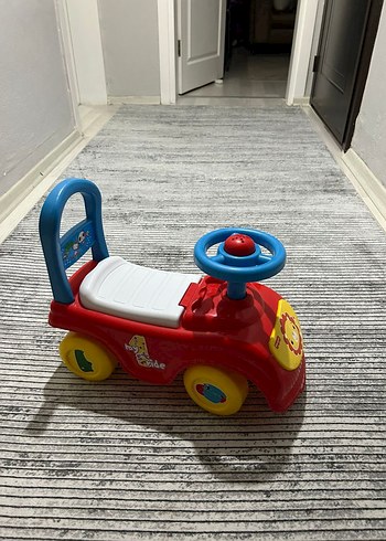 Renkli Çocuk Oyuncak Araba