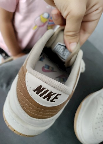 Diğer Beyaz Kahverengi Nike Spor Ayakkabı