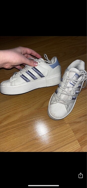 Orjinal adidas marka ayakkabı