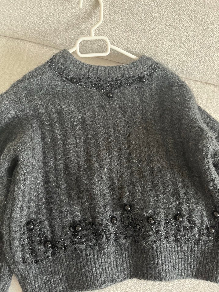 Zara kazak siyah boncuklu - Görsel 2