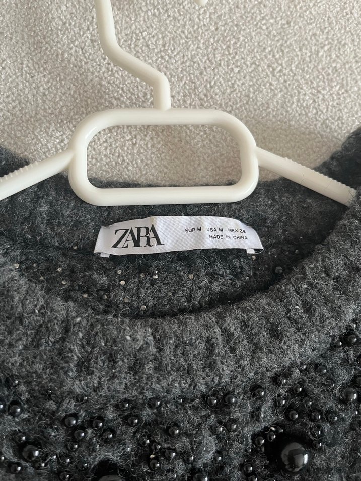 Zara kazak siyah boncuklu - Görsel 3