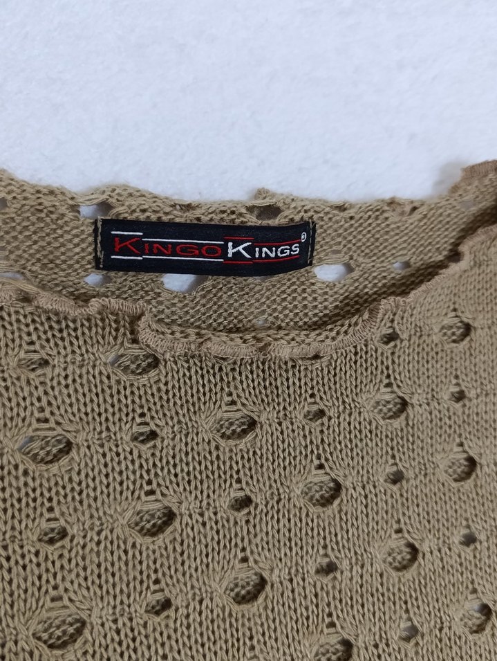 Delikli vintage triko - Görsel 3