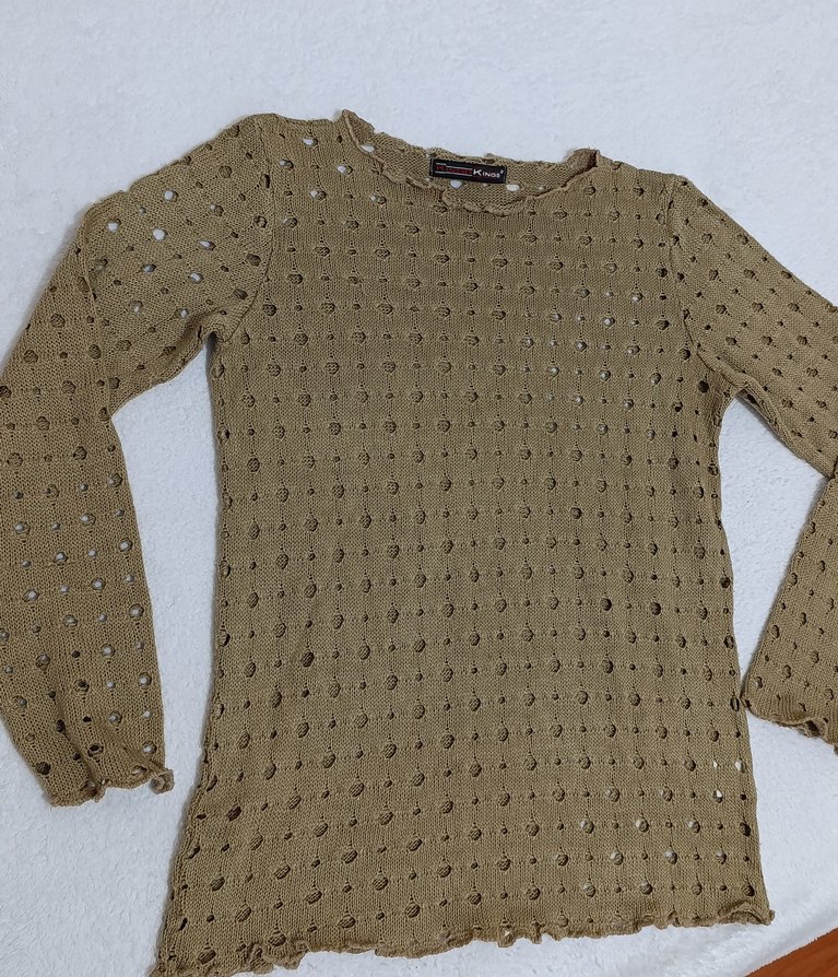 Delikli vintage triko - Görsel 2