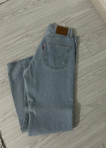 Levis Acik Mavi Denim Jean