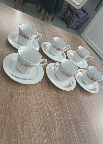 Güral Porselen Pastel Çiçek Desenli Beyaz büyük Kahve Fincanı Seti