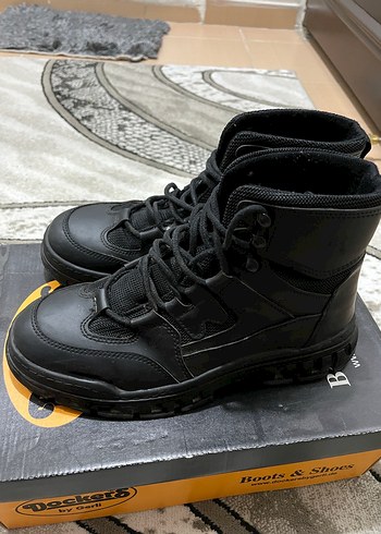 Erkek Bot - Görsel 4