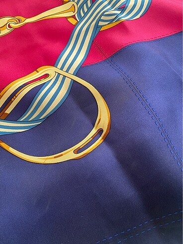  Beden çeşitli Renk Gucci twill eşarp