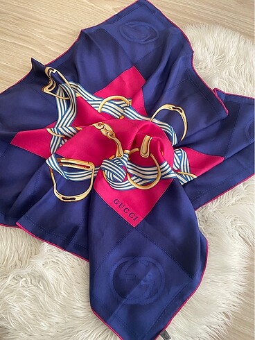 Gucci Gucci twill eşarp