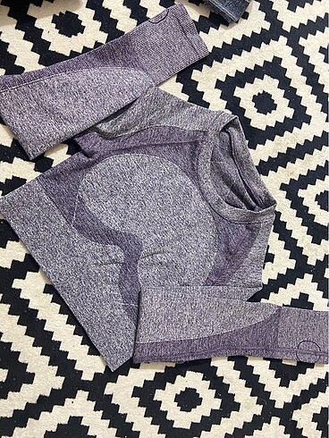 Zara Gymshark crop