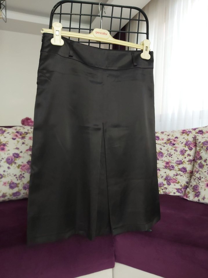 Siyah Piliseli Midi Hamile Eteği - Görsel 2