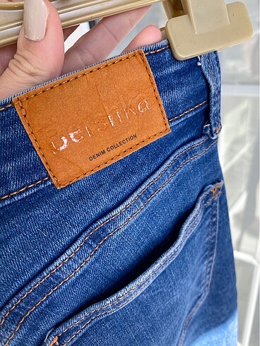 32 Beden lacivert Renk Bershka Flare Jeans