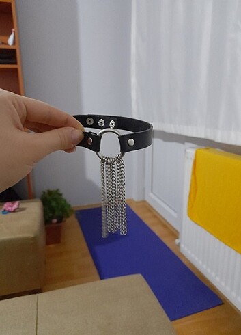 Sallantılı Choker