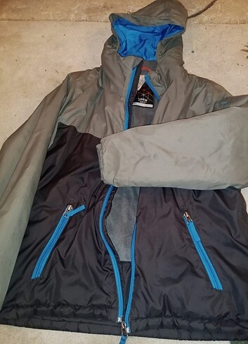 Decathlon kar montu ve yağmurluk 