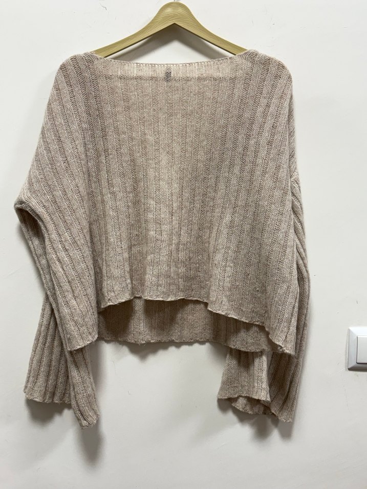 V Yaka Bej Örgü Kadın Kazak - Görsel 2