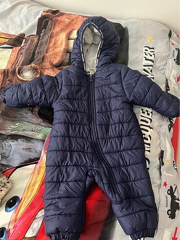 Bebek astronot mont