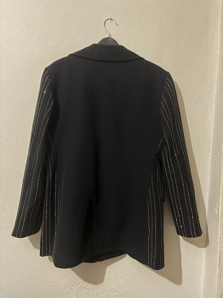 Düğmeli Siyah Taşlı Kadın Blazer Ceket - Görsel 3