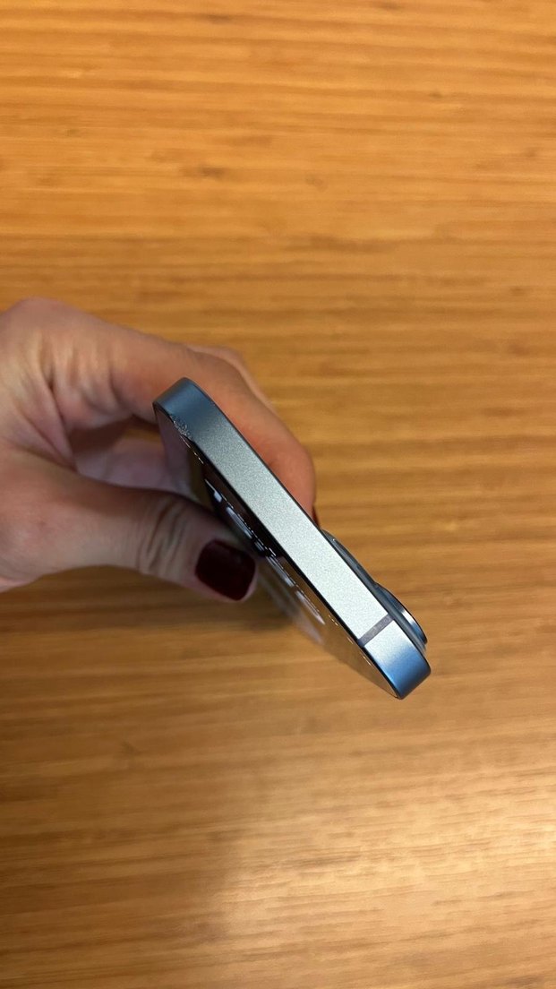 Mavi iPhone 14 Kutulu - Görsel 2