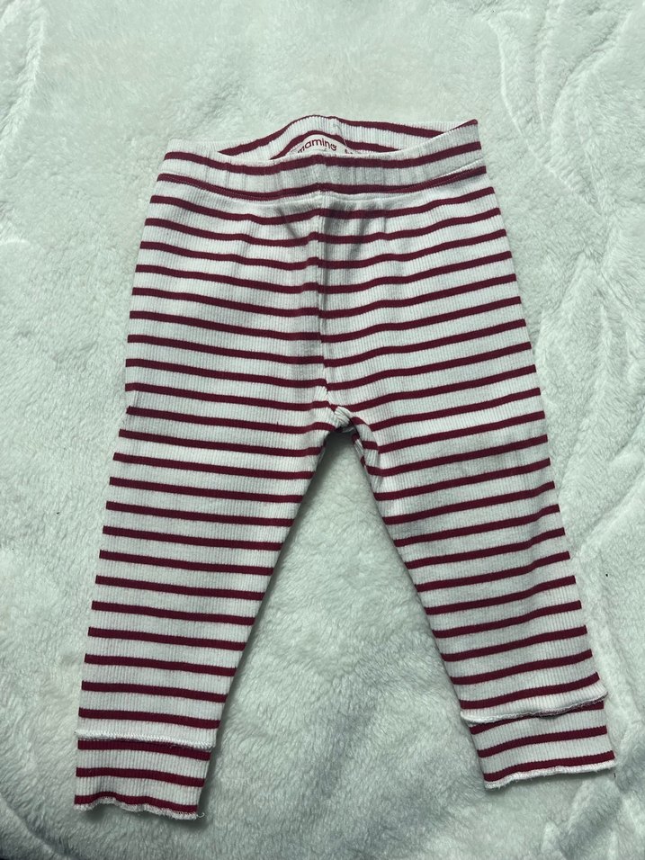 Kız Bebek Kırmızı Örgü Hırka ve Çizgili Takım - Görsel 3