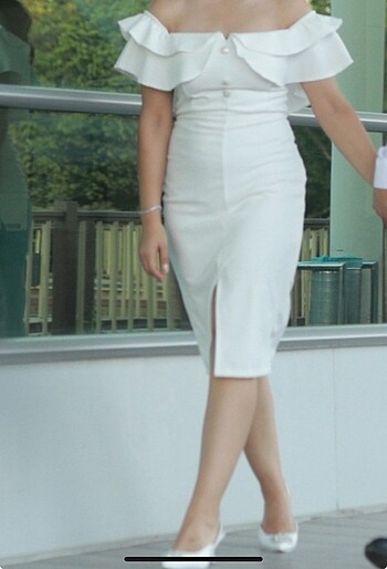 Beyaz Elbise