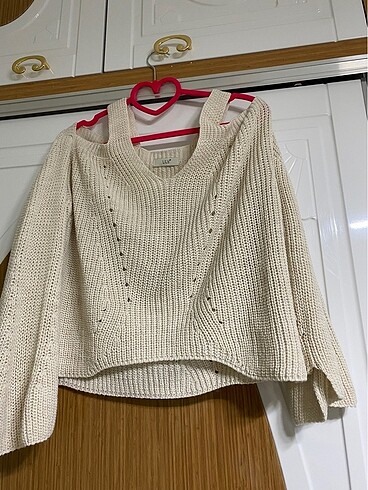 Omuz detaylı üst - Görsel 2