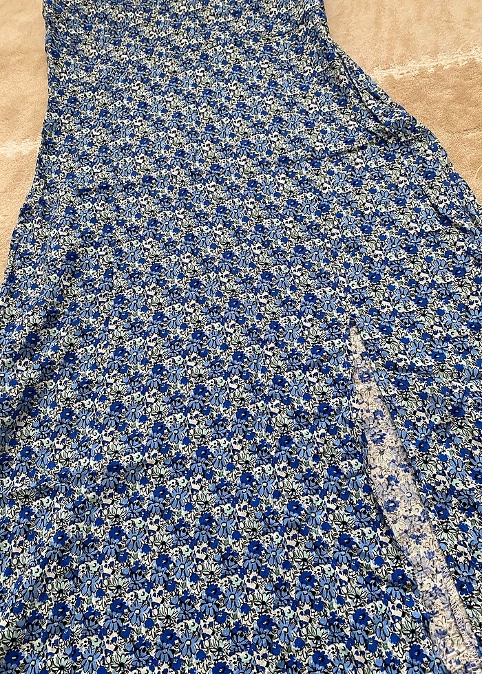 Çiçekli elbise - Görsel 2