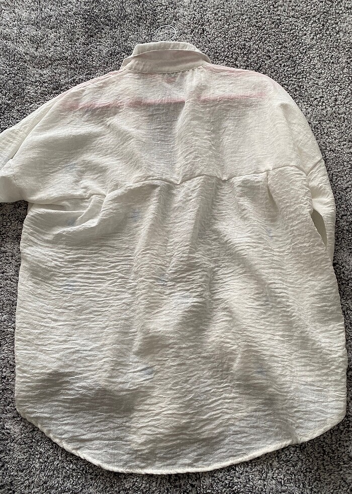 Beyaz gömlek - Görsel 4