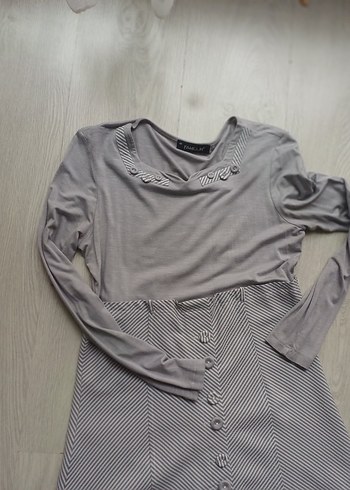 Gri Uzun Düğmeli Kadın Elbise - Görsel 3