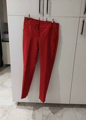 m Beden Kırmızı pantolon 