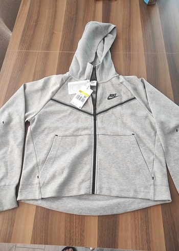 Nike tech fleece hirka