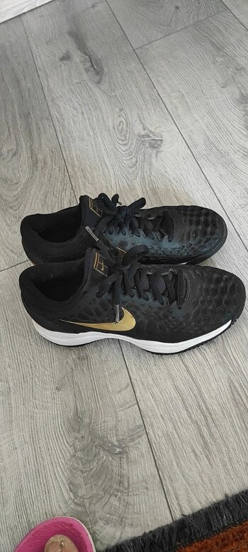 Orjınal Nike tenis ayakkabısı 