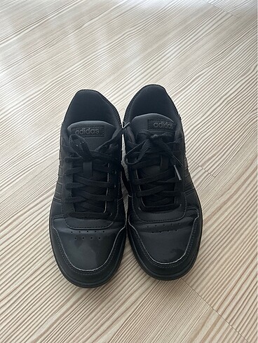 Adidas 37 1/3